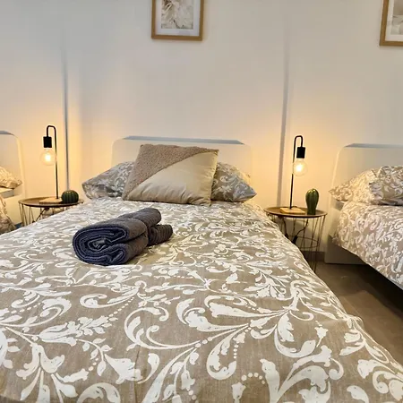 Modern Stylish Near Scs Appartement