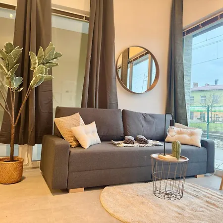 Modern Stylish Near Scs Appartement
