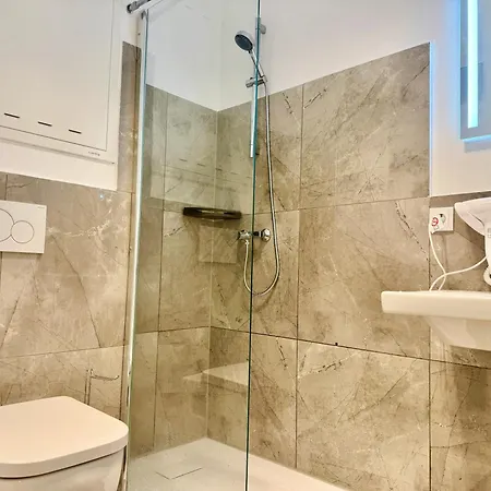 Modern Stylish Near Scs Appartement *
